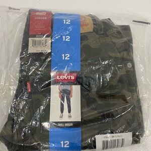 Levi's Boys camouflage Jogger Pants